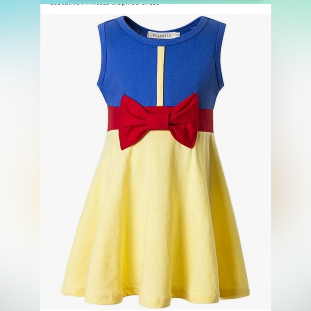 Sleeveless cotton Snow White style dress